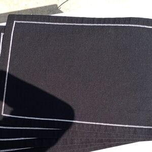 Show Stoppin Placemats with Silver Trim